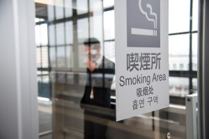 喫煙者と非喫煙者の完全分煙